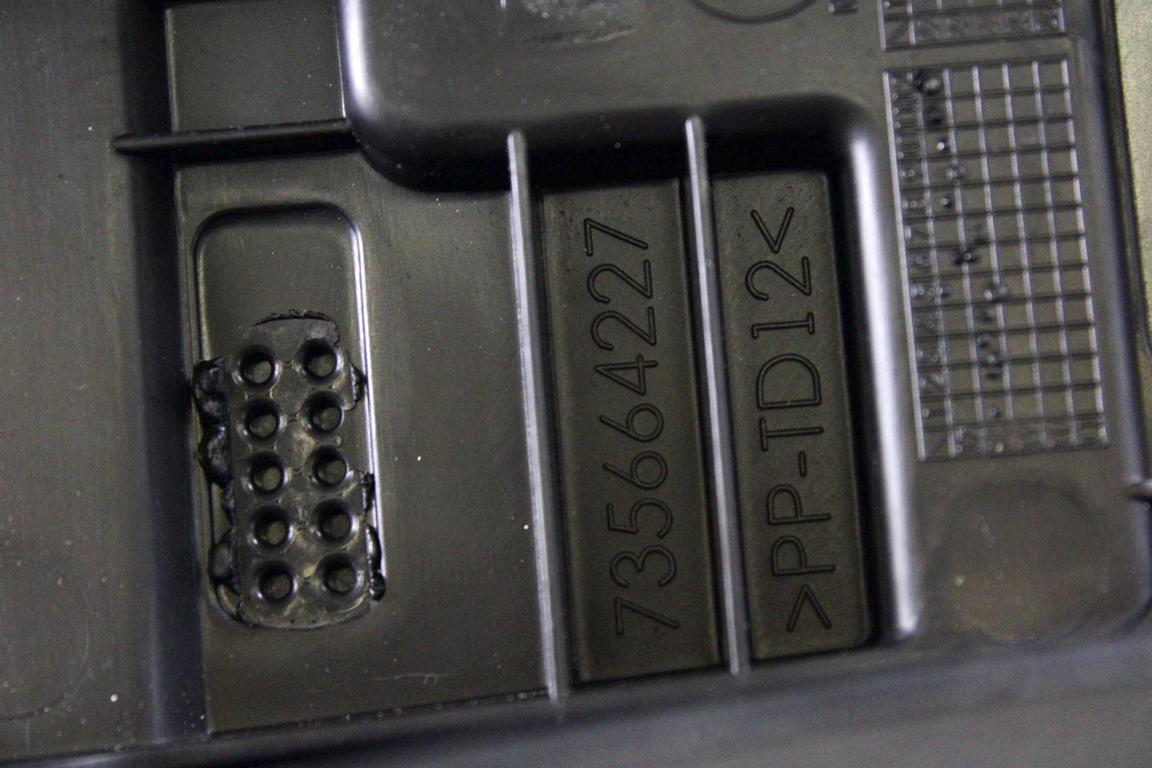 735699830 TUNNEL CENTRALE CON BRACCIOLO IN PELLE JEEP RENEGADE 1.6 D 88KW 6M 5P (2019) RICAMBIO USATO