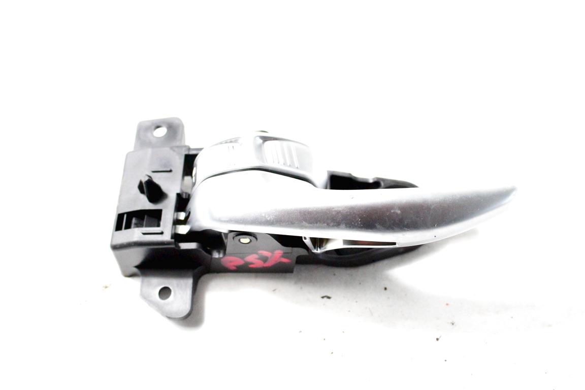 735600031 MANIGLIA INTERNA PORTA POSTERIORE SINISTRA JEEP RENEGADE 1.6 D 88KW 6M 5P (2019) RICAMBIO USATO