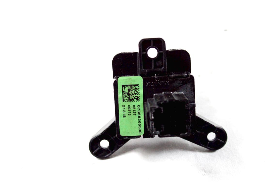 735636559 COMANDO INTERRUTTORE FRENO DI STAZIONAMENTO A MANO ELETTRICO JEEP RENEGADE 1.6 D 88KW 6M 5P (2019) RICAMBIO USATO