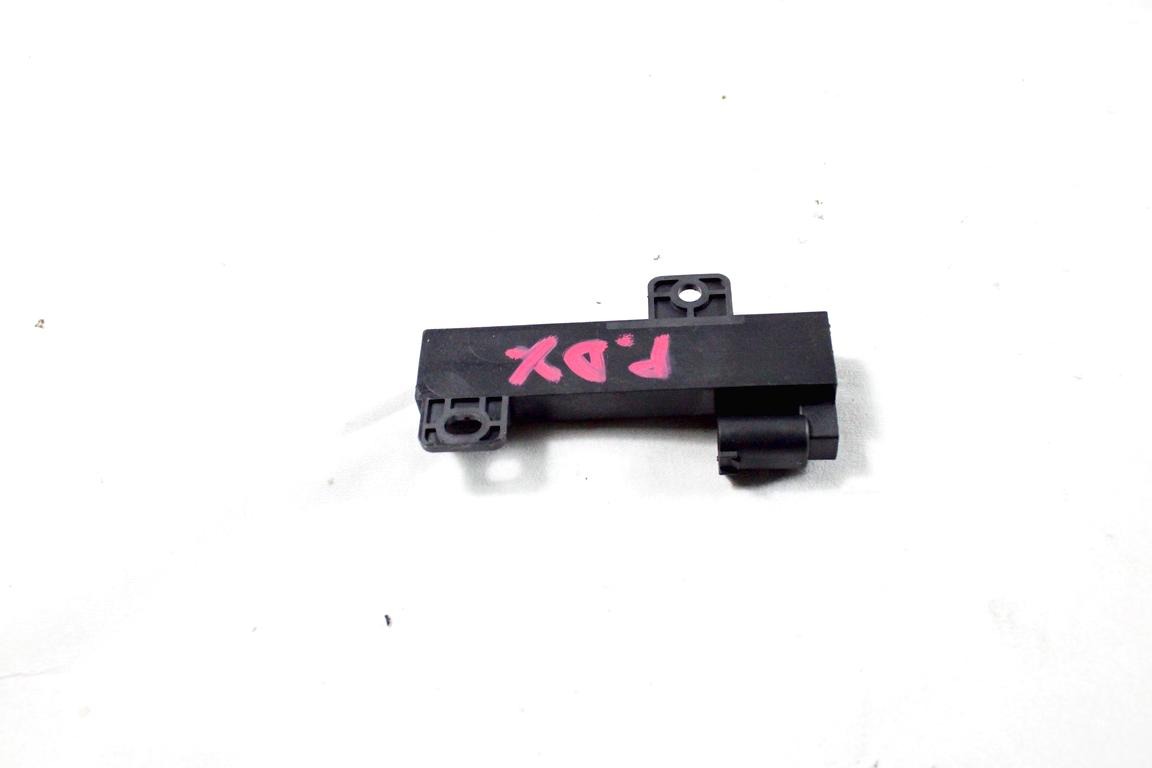 68051315AB CENTRALINA ANTENNA RICEVITORE TELECOMANDO KEYLESS JEEP RENEGADE 1.6 D 88KW 6M 5P (2019) RICAMBIO USATO