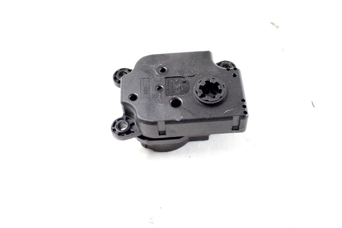 DA644001U MOTORINO SCATOLA RISCALDAMENTO OPEL ASTRA J SW 1.4 G 103KW 6M 5P (2013) RICAMBIO USATO