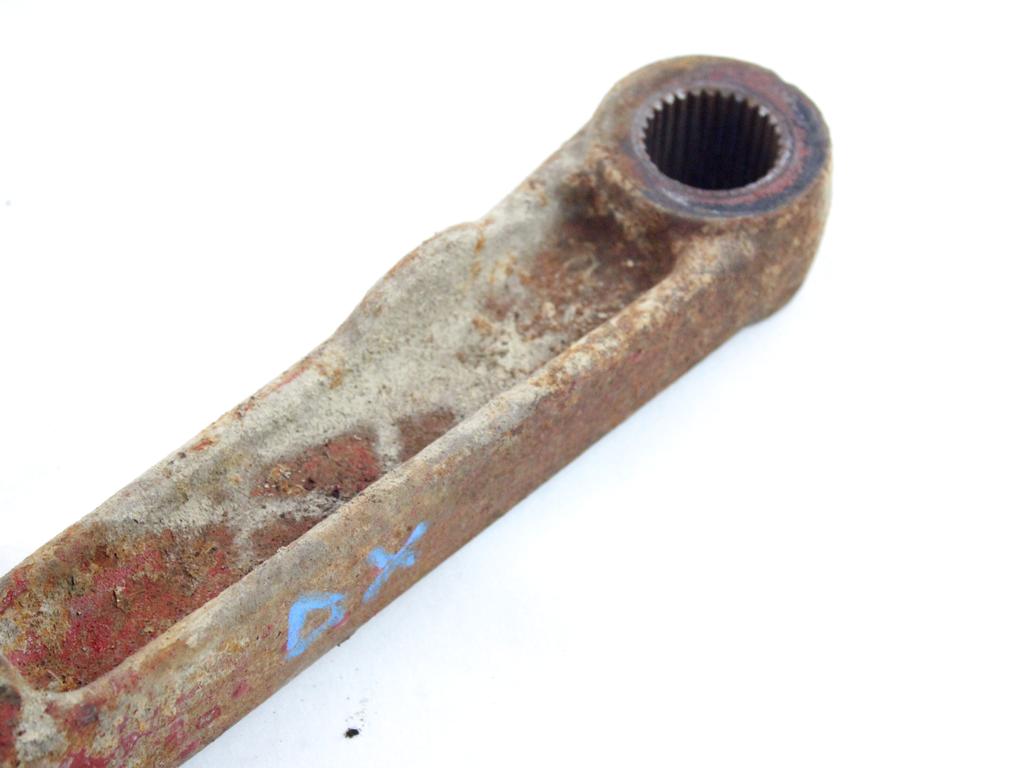 93802212 BRACCIO OSCILLANTE ANTERIORE SUPERIORE IVECO DAILY 35-8 2.5 D 53KW 5M 2P (1980) RICAMBIO USATO