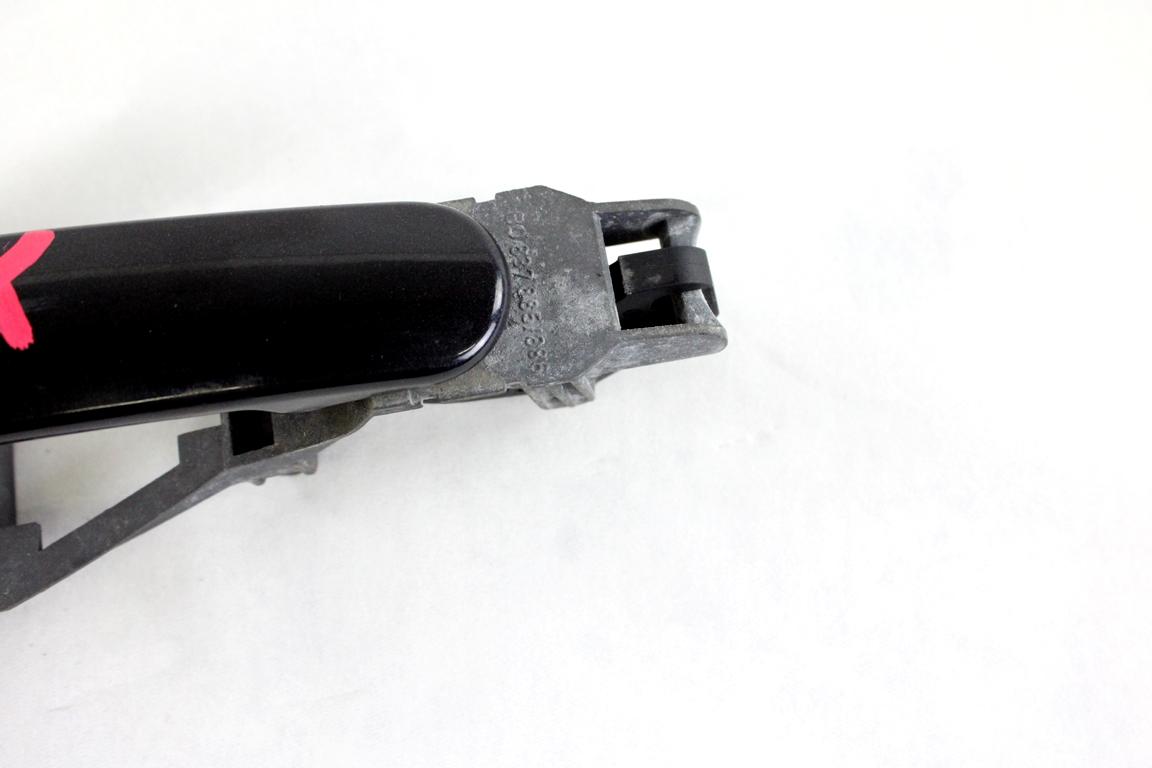 3B0837207GGRU MANIGLIA ESTERNA PORTA ANTERIORE DESTRA VOLKSWAGEN GOLF 4 1.9 D 81KW 5M 5P (2001) RICAMBIO USATO