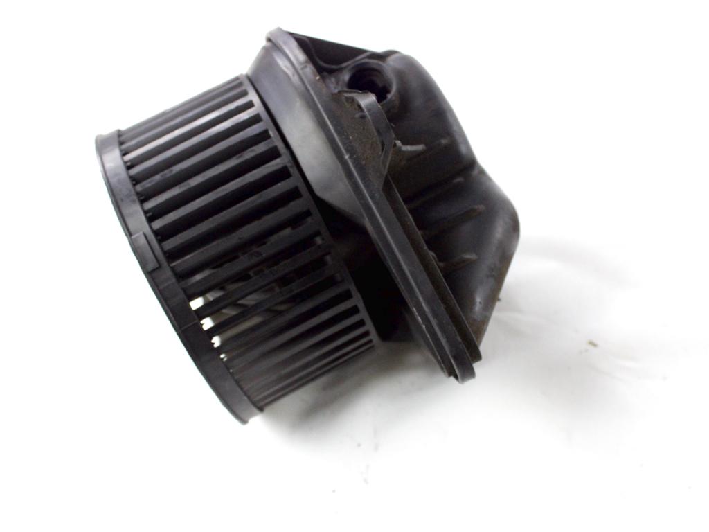 7701050310 MOTORINO VENTOLA VENTILAZIONE ABITACOLO RENAULT TRAFIC 1.9 D 74KW 6M 5P (2004) RICAMBIO USATO