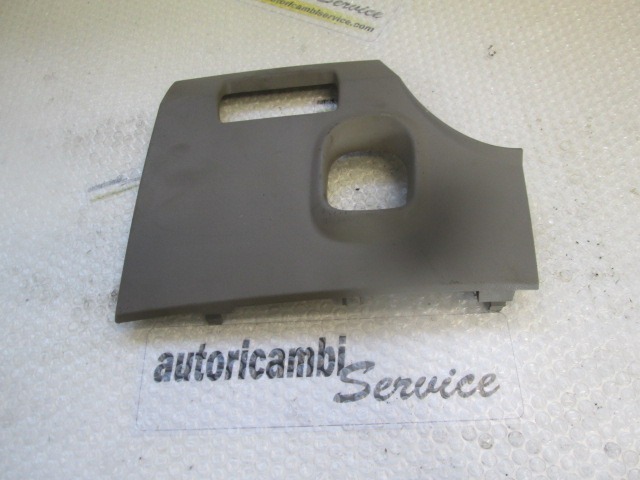 MONTA?NI DELI /  ARMATURNE PLOSCE SPODNJI OEM N.  ORIGINAL REZERVNI DEL RENAULT MEGANE MK2 BM0/1 CM0/1 EM0/1 KM0/1 LM0/1 BER/GRANDTOUR  (10/2002 - 02/2006) DIESEL LETNIK 2003