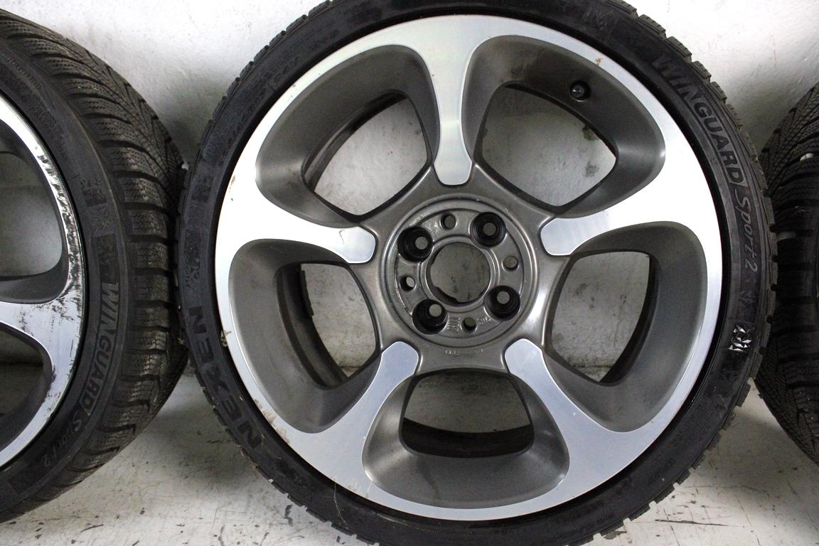 51880399 SET 4 CERCHI IN LEGA DA 17 POLLICI 5 FORI 7.0JX17H2 ET 38 FIAT 500 ABARTH 1.4 B 118KW 5M 3P (2016) RICAMBIO USATO STRISCIATI, PNEUMATICI INVERNALI 205/40 R17 84V NEXEN WINGUARD SPORT 2 6.24MM 6.13MM 6.44MM 6.26MM A3919 A4019 INTERASSE 4X98