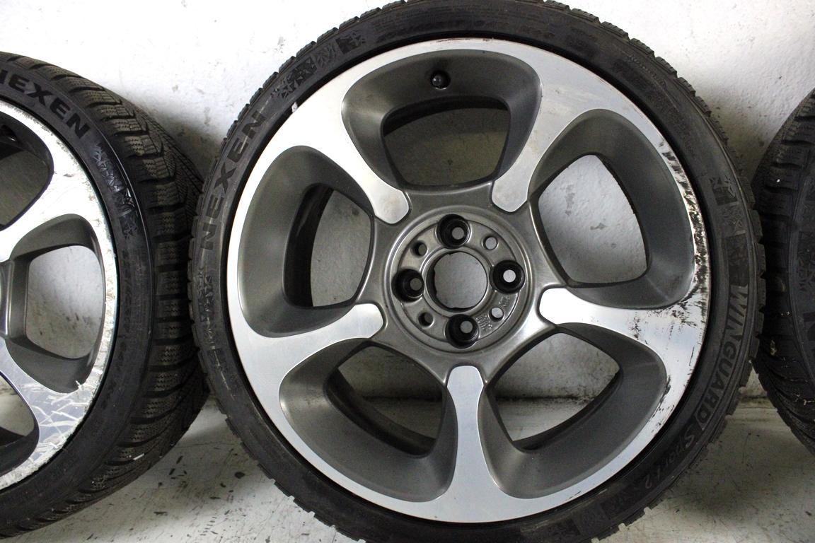 51880399 SET 4 CERCHI IN LEGA DA 17 POLLICI 5 FORI 7.0JX17H2 ET 38 FIAT 500 ABARTH 1.4 B 118KW 5M 3P (2016) RICAMBIO USATO STRISCIATI, PNEUMATICI INVERNALI 205/40 R17 84V NEXEN WINGUARD SPORT 2 6.24MM 6.13MM 6.44MM 6.26MM A3919 A4019 INTERASSE 4X98