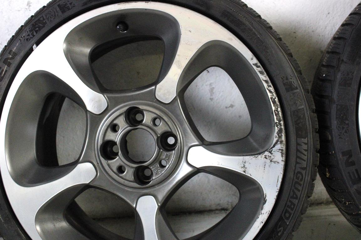 51880399 SET 4 CERCHI IN LEGA DA 17 POLLICI 5 FORI 7.0JX17H2 ET 38 FIAT 500 ABARTH 1.4 B 118KW 5M 3P (2016) RICAMBIO USATO STRISCIATI, PNEUMATICI INVERNALI 205/40 R17 84V NEXEN WINGUARD SPORT 2 6.24MM 6.13MM 6.44MM 6.26MM A3919 A4019 INTERASSE 4X98