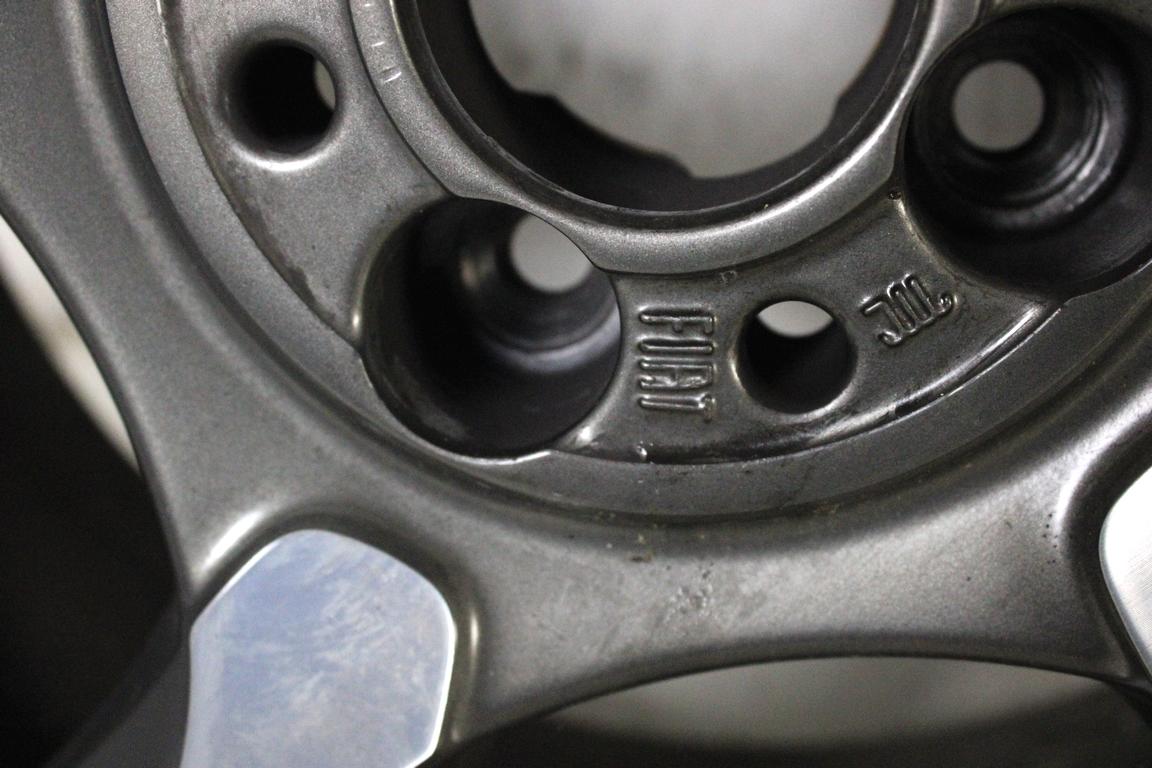 51880399 SET 4 CERCHI IN LEGA DA 17 POLLICI 5 FORI 7.0JX17H2 ET 38 FIAT 500 ABARTH 1.4 B 118KW 5M 3P (2016) RICAMBIO USATO STRISCIATI, PNEUMATICI INVERNALI 205/40 R17 84V NEXEN WINGUARD SPORT 2 6.24MM 6.13MM 6.44MM 6.26MM A3919 A4019 INTERASSE 4X98