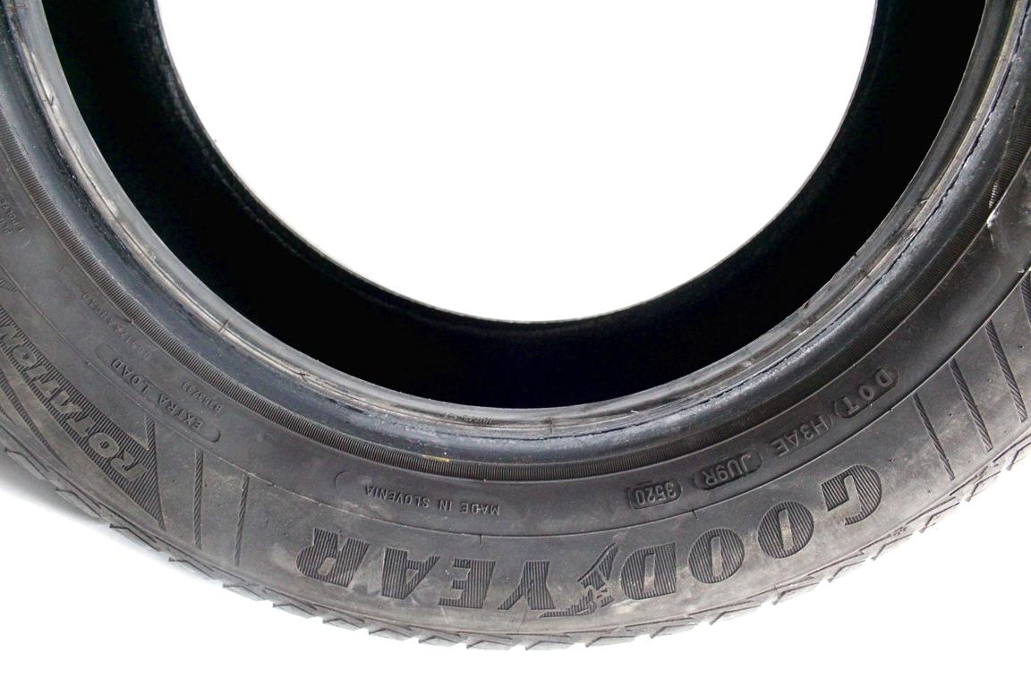 195/65 R15 95H GOODYEAR VECTOR 4SEASONS 7,10MM A3520 PNEUMATICO QUATTRO STAGIONI M+S (QUANTITÀ 1 GOMMA)