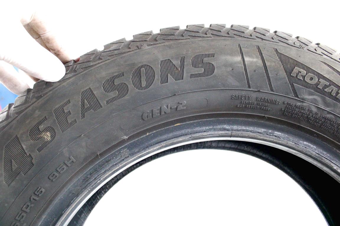 195/65 R15 95H GOODYEAR VECTOR 4SEASONS 7,10MM A3520 PNEUMATICO QUATTRO STAGIONI M+S (QUANTITÀ 1 GOMMA)