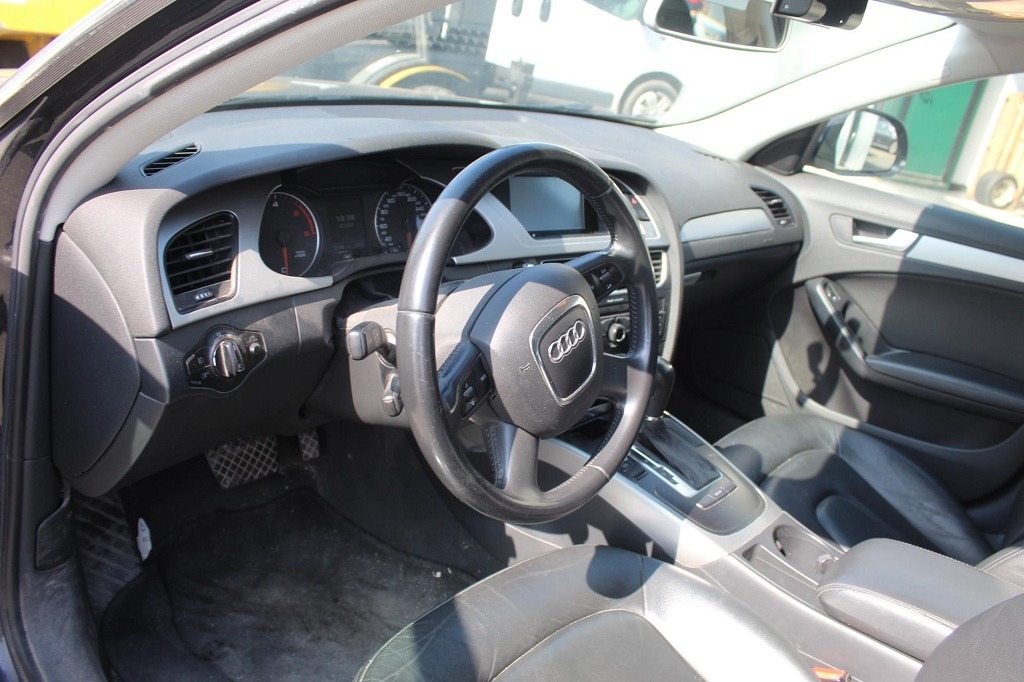 AUDI A4 B8 SW 2.0 D 105KW AUT 5P (2009) RICAMBIO USATO 