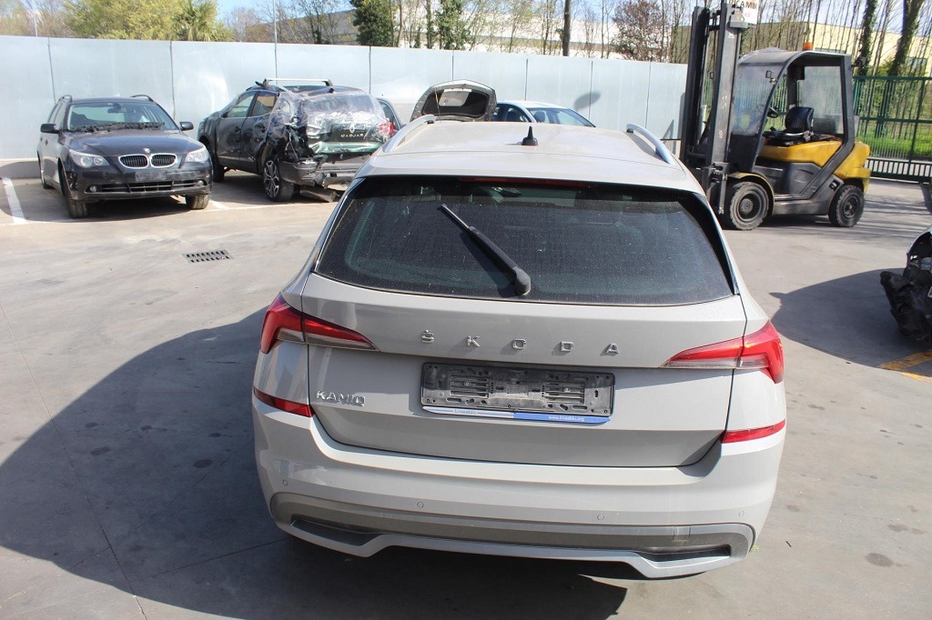 SKODA KAMIQ 1.6 D 85KW AUT 5P (2020) RICAMBIO USATO 