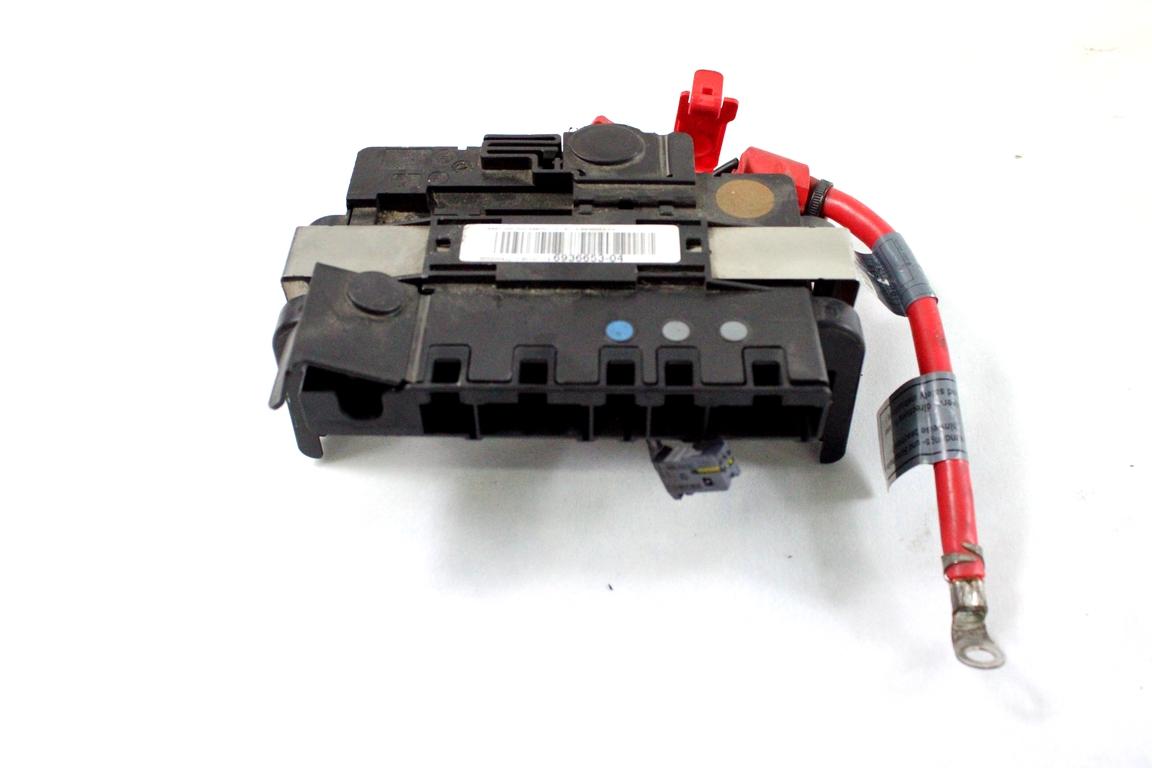 61146936653 DISTRIBUTORE DI POTENZA TERMINALE POSITIVO BATTERIA BMW SERIE 1 118 D E87 2.0 D 90KW 6M 5P (2004) RICAMBIO USATO