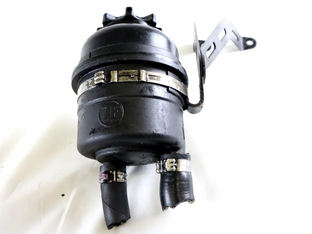 REZERVOAR CRPALKA  SERVO VOLAN OEM N.  ORIGINAL REZERVNI DEL MERCEDES CLASSE V / VITO W638 (01/1999 - 12/2003) DIESEL LETNIK 2000