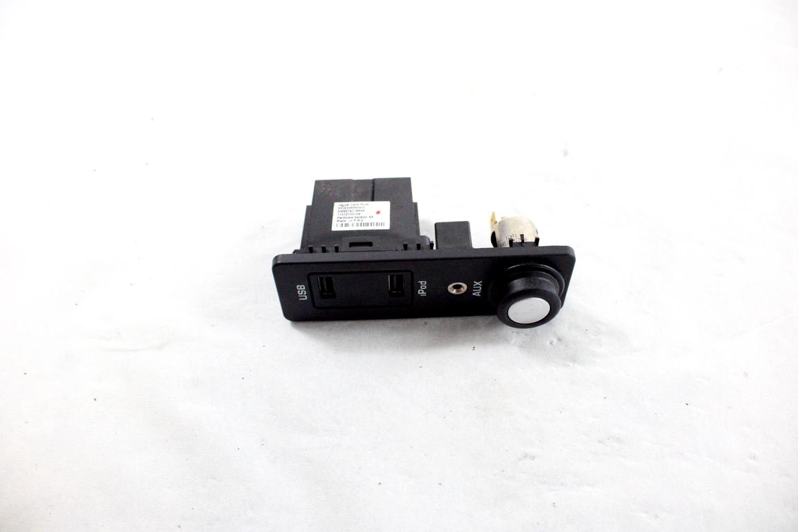A2C5336865900 PORTA INGRESSO USB AUX LAND ROVER RANGE ROVER EVOQUE L538 2.2 D 4X4 110KW AUT 5P (2013) RICAMBIO USATO