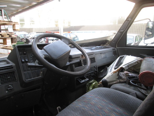 IVECO DAYLY 49 E 12 2.8 D 90KW 5M 2P (1999) RICAMBIO USATO 
