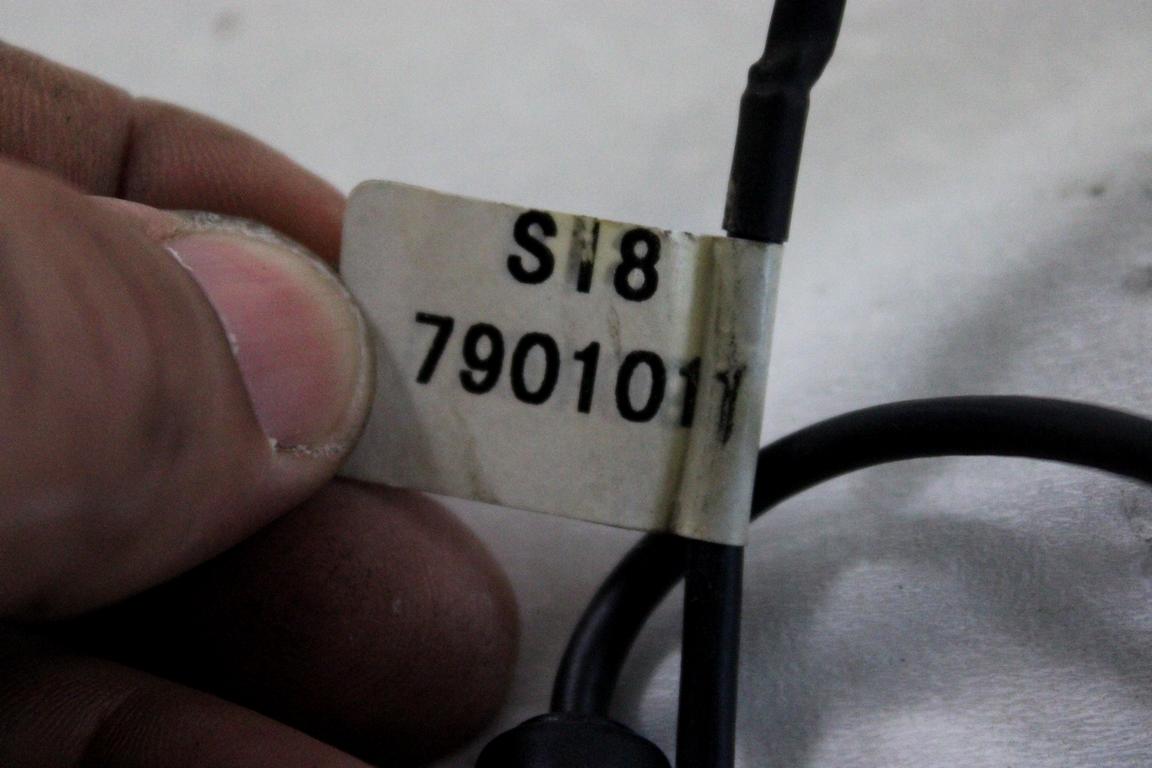 S18-7901011 PORTA INGRESSO USB CARICA TELEFONO DR MOTOR DR CITY CROSS SW 1.3 B 61KW 5M 5P (2014) RICAMBIO USATO 