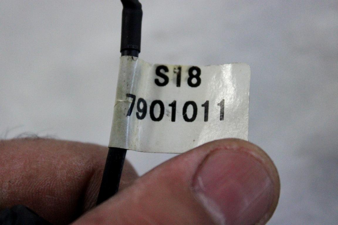 S18-7901011 PORTA INGRESSO USB CARICA TELEFONO DR MOTOR DR CITY CROSS SW 1.3 B 61KW 5M 5P (2014) RICAMBIO USATO 