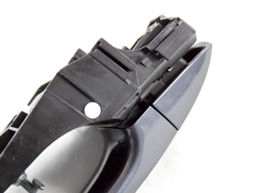 2G0837205GGRU MANIGLIA ESTERNA PORTA ANTERIORE SINISTRA VOLKSWAGEN POLO 1.0 M 66KW 6M 5P (2021) RICAMBIO USATO