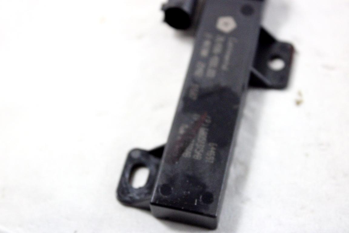 68051315AB CENTRALINA ANTENNA RICEVITORE TELECOMANDO KEYLESS JEEP COMPASS 2.0 D 4X4 103KW AUT 5P (2018) RICAMBIO USATO