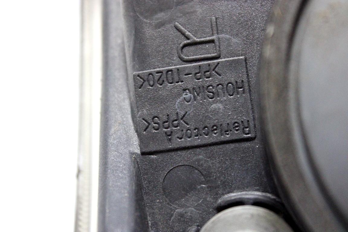 8113005240 FARO FANALE ANTERIORE DESTRO TOYOTA AVENSIS SW 2.2 D 110KW 6M 5P (2008) RICAMBIO USATO