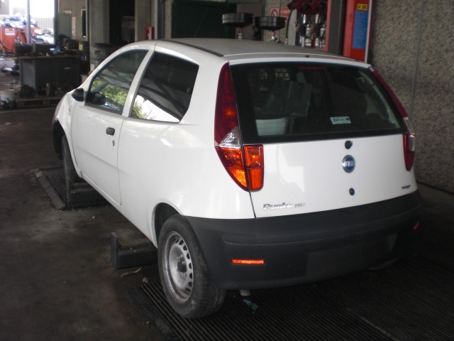 FIAT PUNTO VAN 1.3 D 51KW 5M 3P (2008) RICAMBI IN MAGAZZINO 