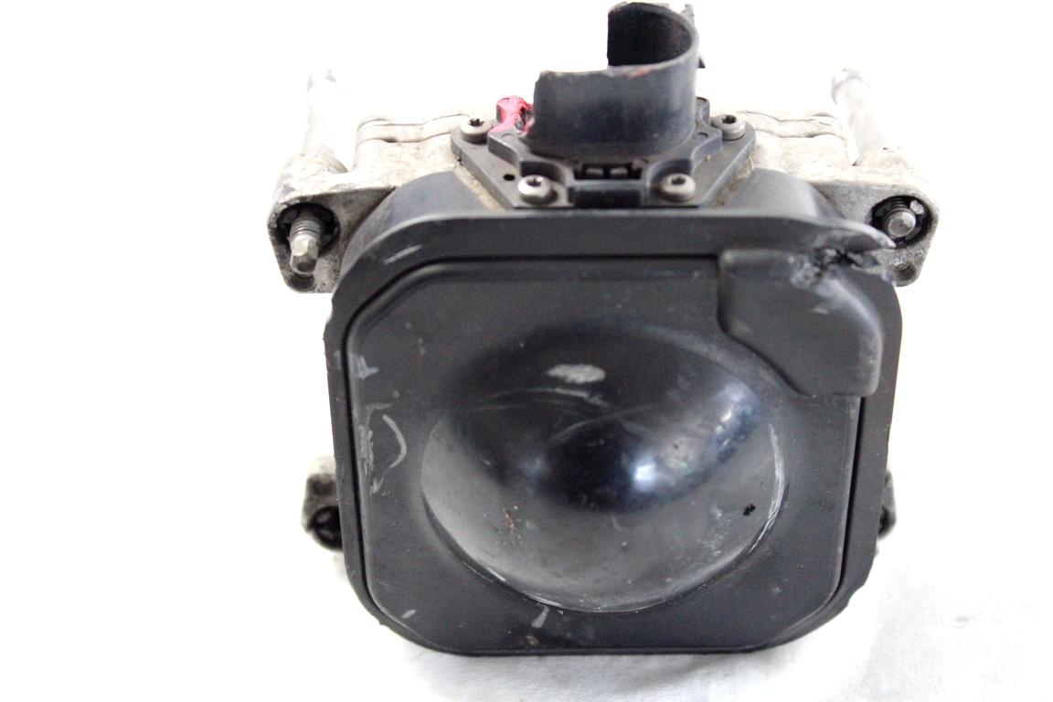 4G0907561B RADAR ACC SENSORE DISTANZA CRUISE CONTROL ANTERIORE DESTRO AUDI A6 C7 2.0 D 140KW AUT 4P (2015) RICAMBIO USATO RIVESTIMENTO DEL CONNETTORE DANNEGGIATO 0203300181