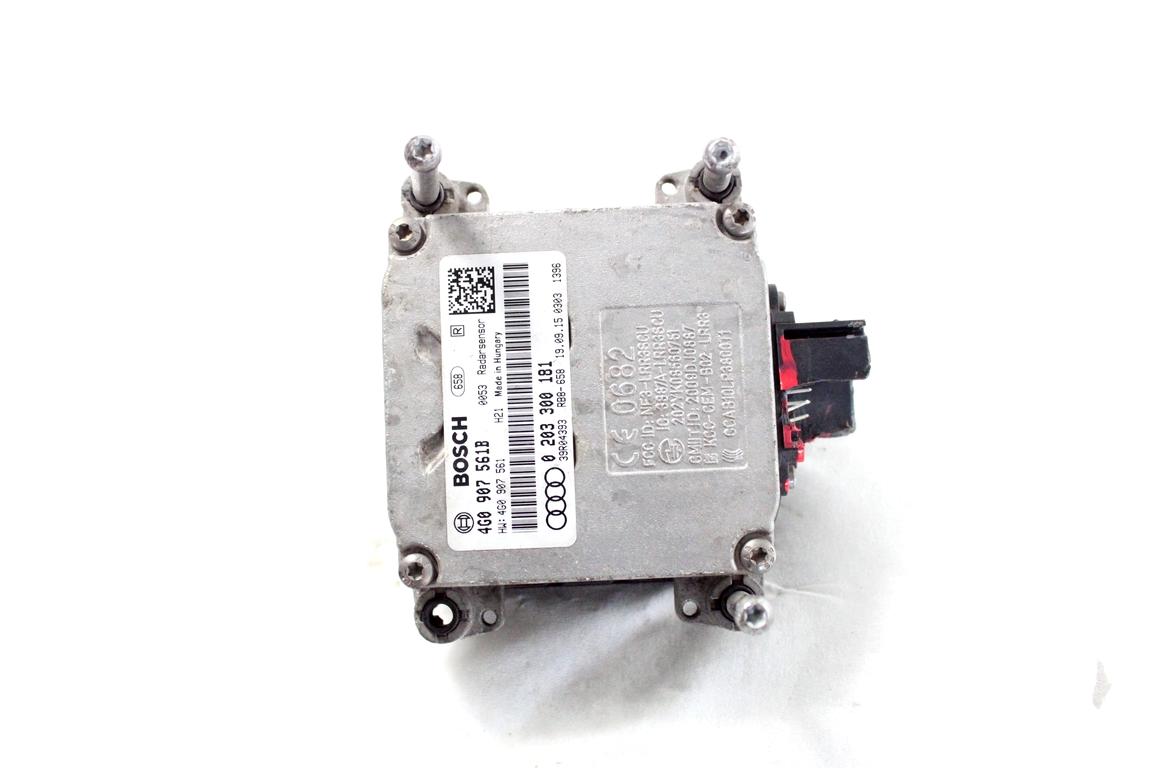 4G0907561B RADAR ACC SENSORE DISTANZA CRUISE CONTROL ANTERIORE DESTRO AUDI A6 C7 2.0 D 140KW AUT 4P (2015) RICAMBIO USATO RIVESTIMENTO DEL CONNETTORE DANNEGGIATO 0203300181