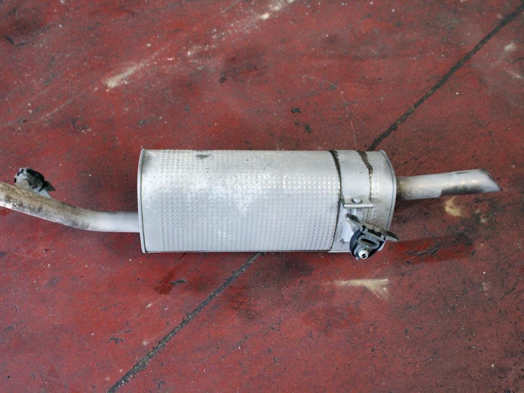 9818337080 MARMITTA TUBO DI SCARICO CON SILENZIATORE TERMINALE CITROEN C3 AIRCROSS 1.2 B 81KW 6M 5P (2020) RICAMBIO USATO 9818337180