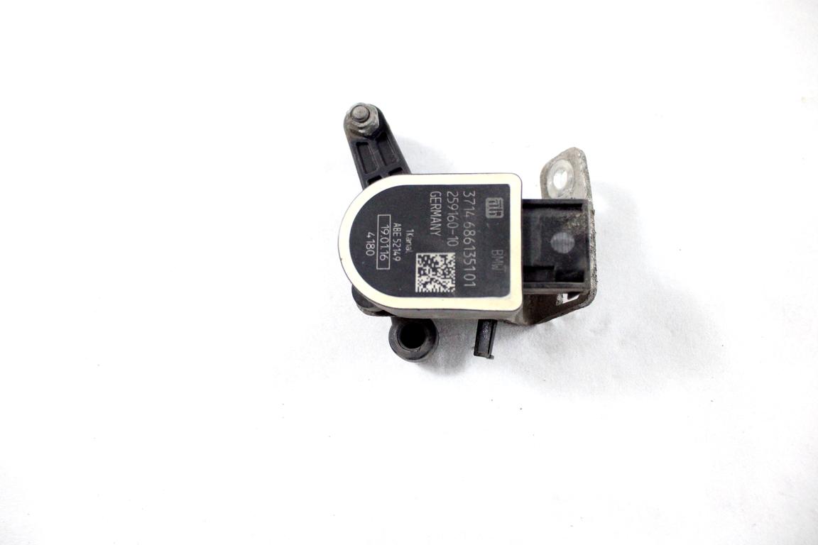 37146861351 SENSORE DI LIVELLO ALTEZZA FARI BMW SERIE 5 525XD SW F11 2.0 D 160KW 4X4 AUT 5P (2016) RICAMBIO USATO 