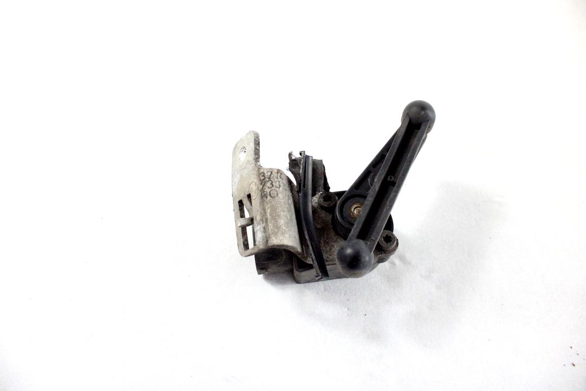 37146861351 SENSORE DI LIVELLO ALTEZZA FARI BMW SERIE 5 525XD SW F11 2.0 D 160KW 4X4 AUT 5P (2016) RICAMBIO USATO 