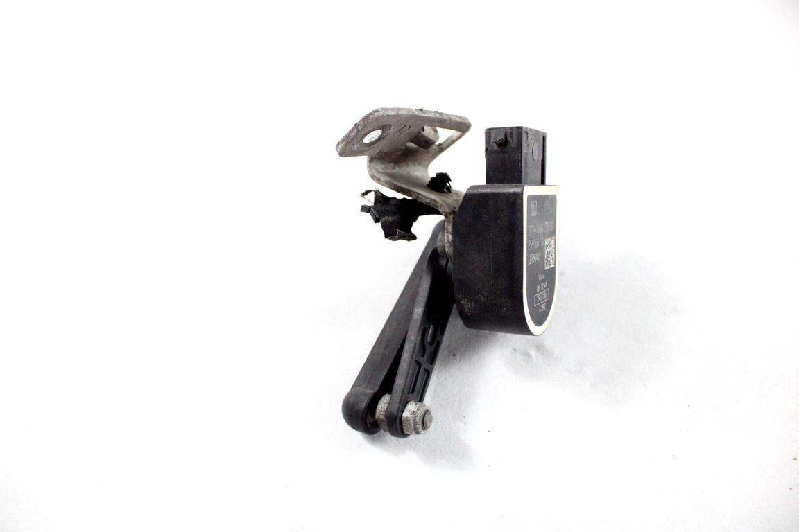 37146861351 SENSORE DI LIVELLO ALTEZZA FARI BMW SERIE 5 525XD SW F11 2.0 D 160KW 4X4 AUT 5P (2016) RICAMBIO USATO 