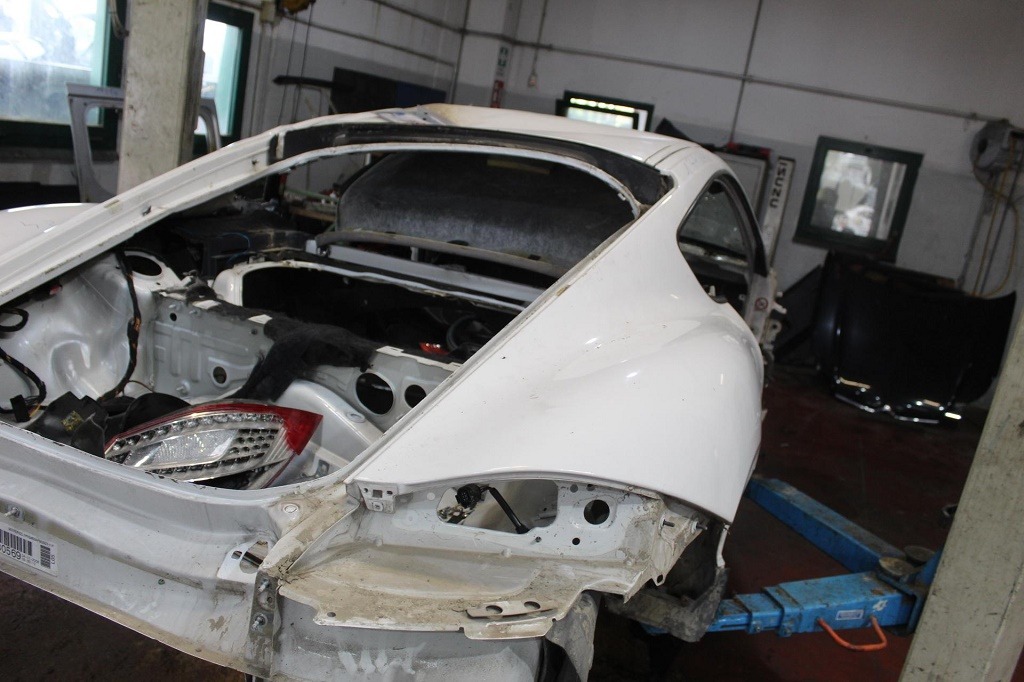 SCOCCA TELAIO DA TAGLIARE PORSCHE CAYMAN 987 MK2 2.9 B 195KW 6M 3P (2009) RICAMBIO USATO 