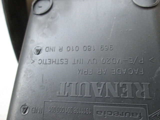 SREDINSKA KONZOLA  OEM N. 969180010R ORIGINAL REZERVNI DEL RENAULT MEGANE MK3 BZ0/1 B3 DZ0/1 KZ0/1 BER/SPORTOUR/ESTATE (2009 - 2015) DIESEL LETNIK 2009