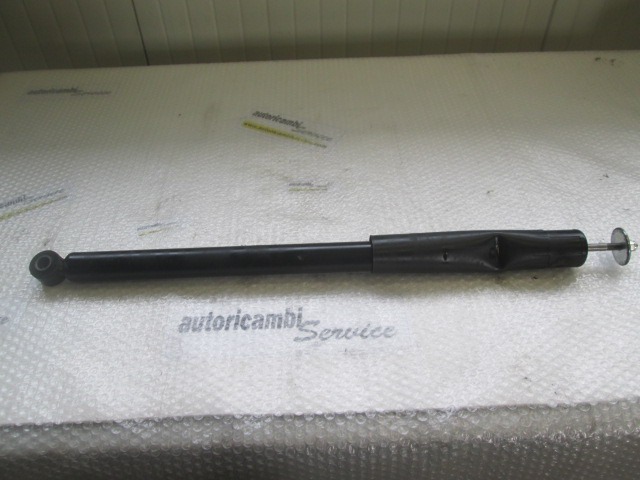 ZADNJI LEVI AMORTIZER OEM N. 71746614 ORIGINAL REZERVNI DEL FIAT SEDICI FY (2006 - 4/2009) DIESEL LETNIK 2008