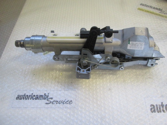 VOLANSKI DROG OEM N. A2094601516 ORIGINAL REZERVNI DEL MERCEDES CLASSE SLK R171 (2004 - 2011)BENZINA LETNIK 2007