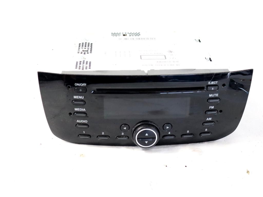 735535440 AUTORADIO FIAT PUNTO 1.4 M 57KW 5M 5P (2012) RICAMBIO USATO (NON FORNIAMO CODICE AUTORADIO, MA SOLO NUMERO DI TELAIO VEICOLO)