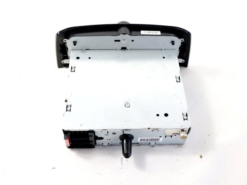 735535440 AUTORADIO FIAT PUNTO 1.4 M 57KW 5M 5P (2012) RICAMBIO USATO (NON FORNIAMO CODICE AUTORADIO, MA SOLO NUMERO DI TELAIO VEICOLO)