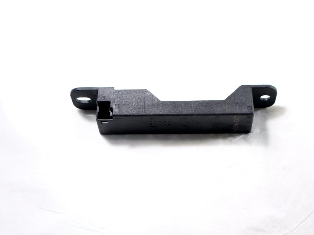 A2059053005 CENTRALINA ANTENNA RICEVITORE TELECOMANDO KEYLESS INFINITI Q30 1.5 D 80KW 6M 5P (2017) RICAMBIO USATO