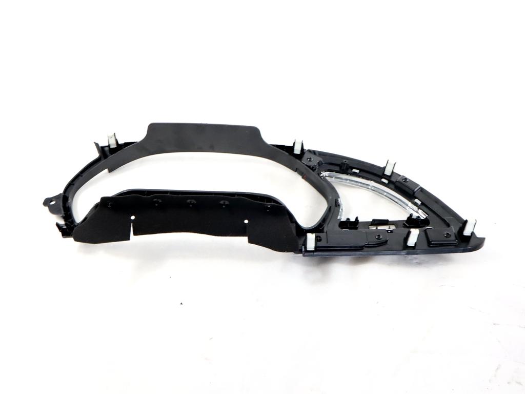 3410100211 MASCHERINA RIVESTIMENTO QUADRO STRUMENTI CONTACHILOMETRI DR MOTOR EVO EVO3 1.5 G 83KW 5M 5P (2022) RICAMBIO USATO 