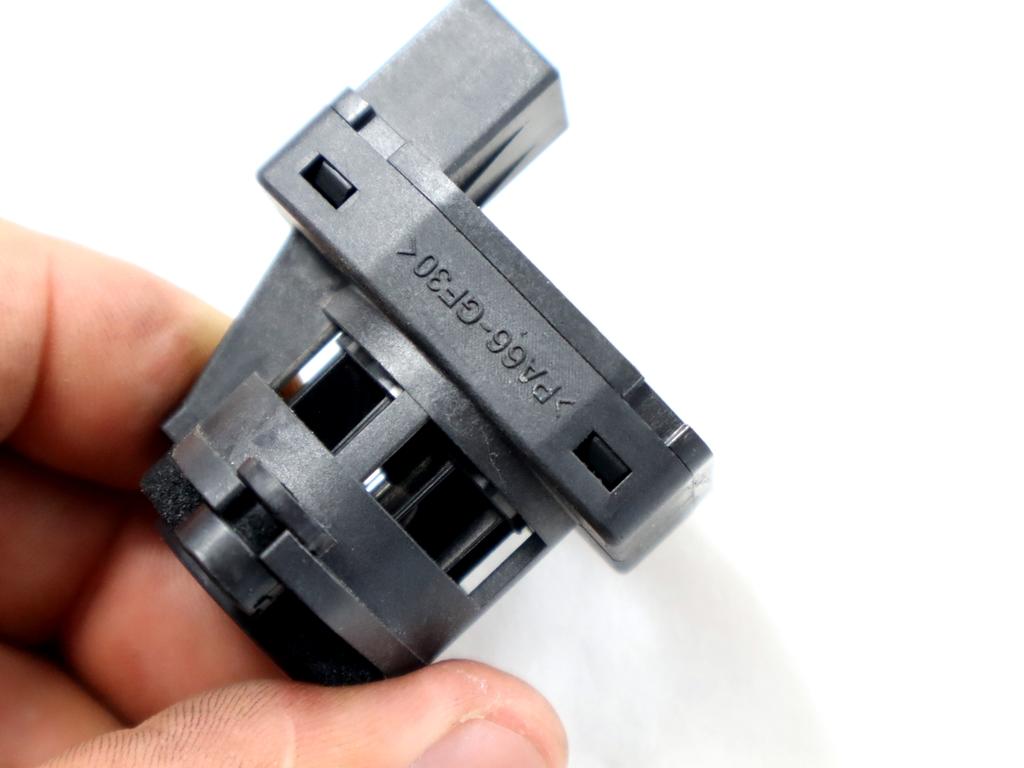 3310100027 SENSORE DI TEMPERATURA INTERNA ABITACOLO DR MOTOR EVO EVO3 1.5 G 83KW 5M 5P (2022) RICAMBIO USATO 