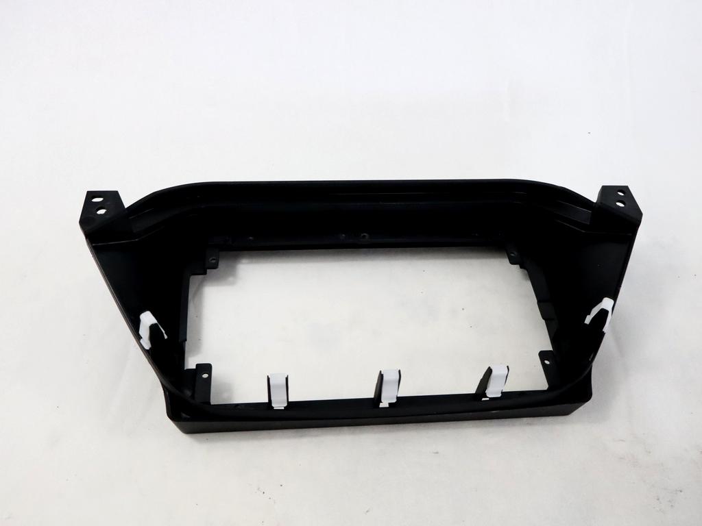 3410100193 MASCHERINA RIVESTIMENTO CRUSCOTTO CENTRALE EVO EVO3 1.5 G 83KW 5M 5P (2022) RICAMBIO USATO 