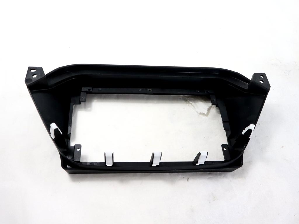 3410100193 MASCHERINA RIVESTIMENTO CRUSCOTTO CENTRALE EVO EVO3 1.5 G 83KW 5M 5P (2022) RICAMBIO USATO 