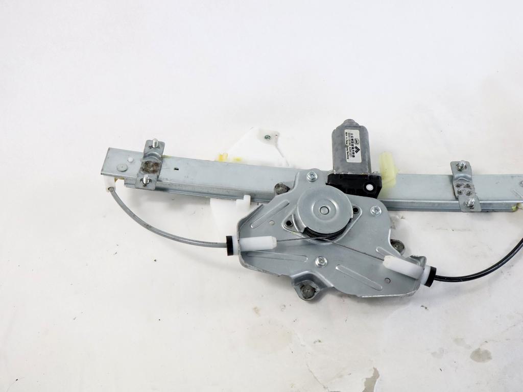 3430300312 MOTORINO MECCANISMO ALZA-VETRO ALZA-CRISTALLO PORTA POSTERIORE SINISTRA EVO EVO3 1.5 G 83KW 5M 5P (2022) RICAMBIO USATO 6204110U19A3