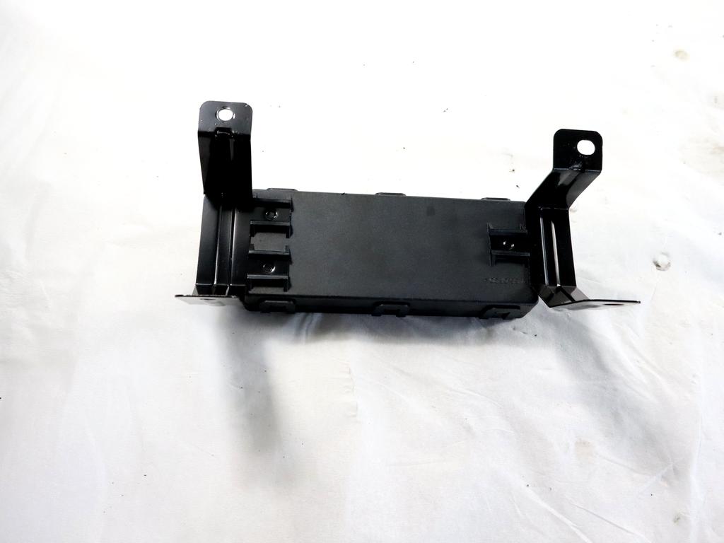 6104310U19A3 CENTRALINA ANTI PIZZICO ALZA-VETRI ALZA-CRISTALLI EVO EVO3 1.5 G 83KW 5M 5P (2022) RICAMBIO USATO 