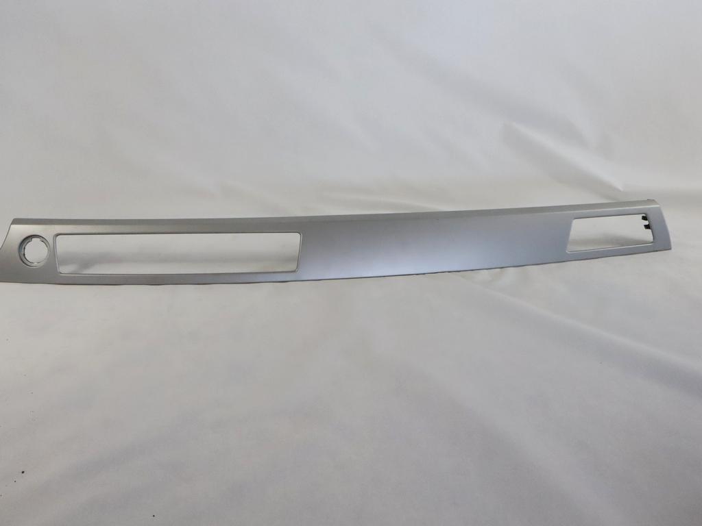 7132845 MODANATURA LISTELLO INTERNO CRUSCOTTO LATO DESTRO BMW SERIE 3 320D E90 2.0 D 135KW AUT 5P (2010) RICAMBIO USATO 9201023