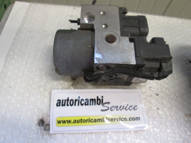 ABS AGREGAT S PUMPO OEM N. 71715592 ORIGINAL REZERVNI DEL FIAT MULTIPLA 186 (1998 - 2002) DIESEL LETNIK 2000