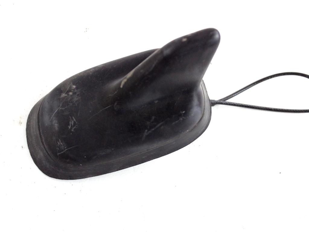 3C0035507N PINNA ANTENNA TETTO SISTEMA DI NAVIGAZIONE SATELLITARE VOLKSWAGEN PASSAT SW 1.4 M 110KW AUT 5P (2012) RICAMBIO USATO 