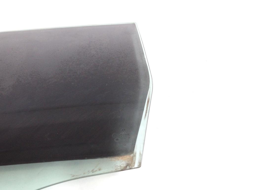3AF845025 VETRO SCENDENTE PORTA POSTERIORE SINISTRA OSCURATO CON PELLICOLA VOLKSWAGEN PASSAT SW 1.4 M 110KW AUT 5P (2012) RICAMBIO USATO 